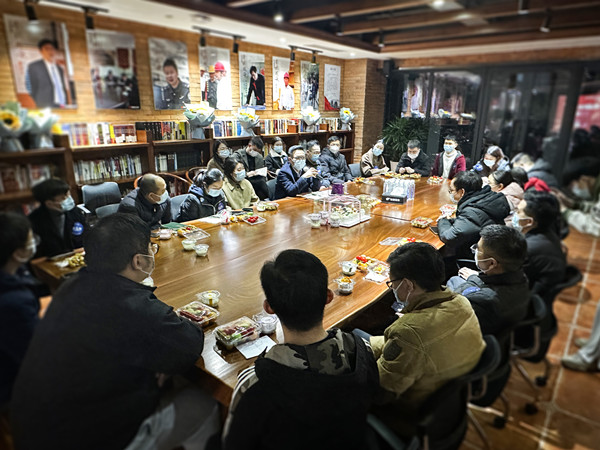 向日葵网页版2021年度优秀员工交流分享会.jpg